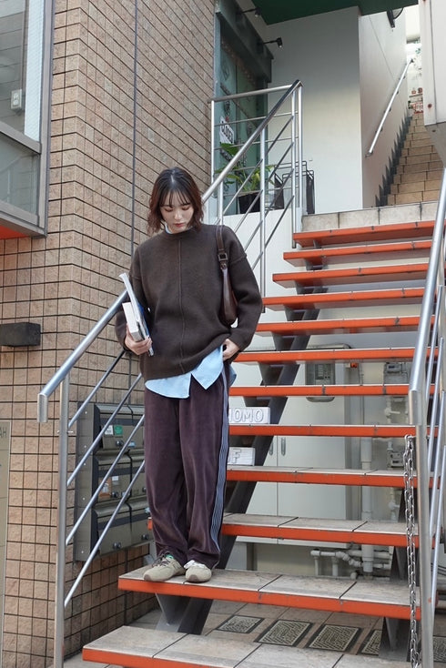 ベロアラインルーズパンツ